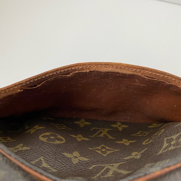 Louis Vuitton Compeigne 23 - Picture 10 of 10